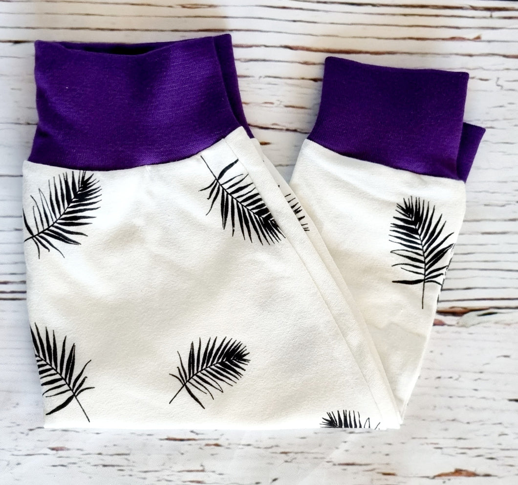 6-12m Harem Trousers, Large Black Feather Print on white Harems