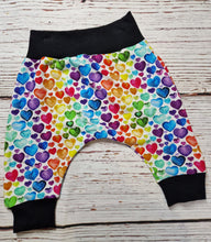 Load image into Gallery viewer, 0-3m Rainbow hearts-black cuffs