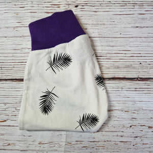 6-12m Harem Trousers, Large Black Feather Print on white Harems